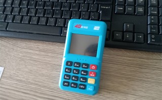 办理拉卡拉POS机的年龄限制是多少？