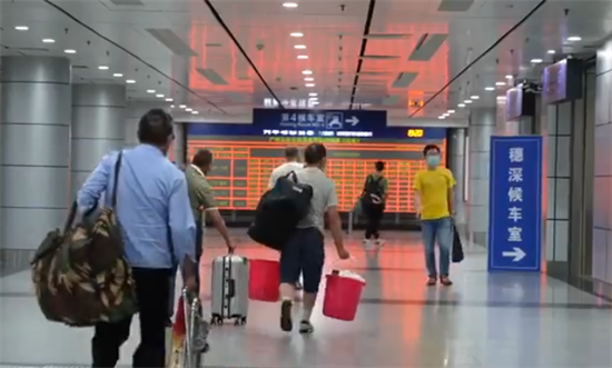 全国首创！广东6城城际28日起可扫支付宝乘火车-第3张图片-南京拉卡拉POS机办理